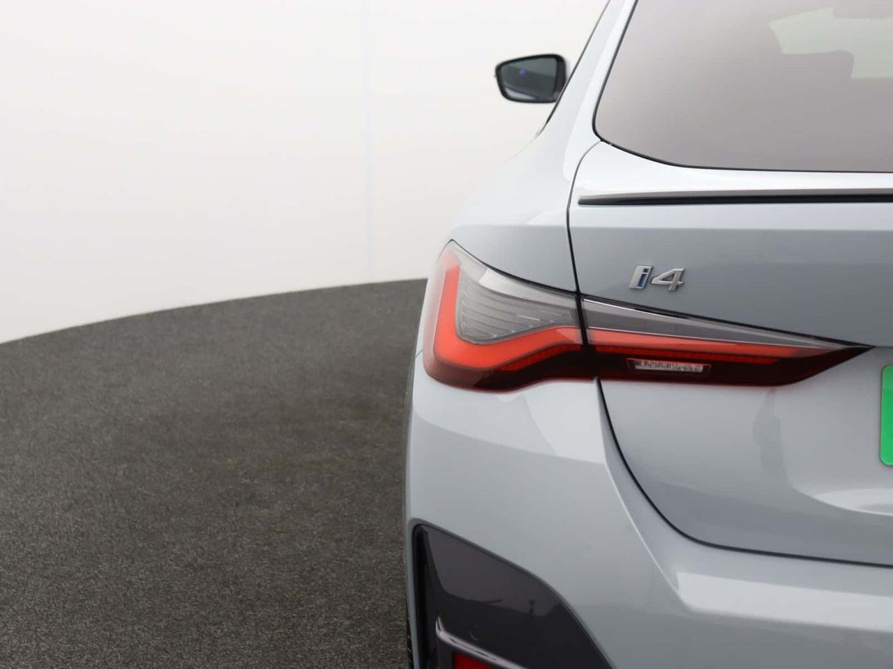 BMW i4 