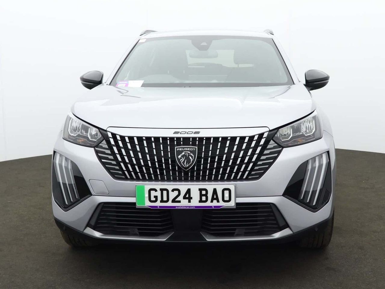 Peugeot E-2008 