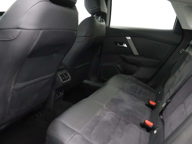 Citroen e-C4 X