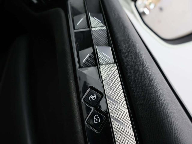 DS AUTOMOBILES DS 4