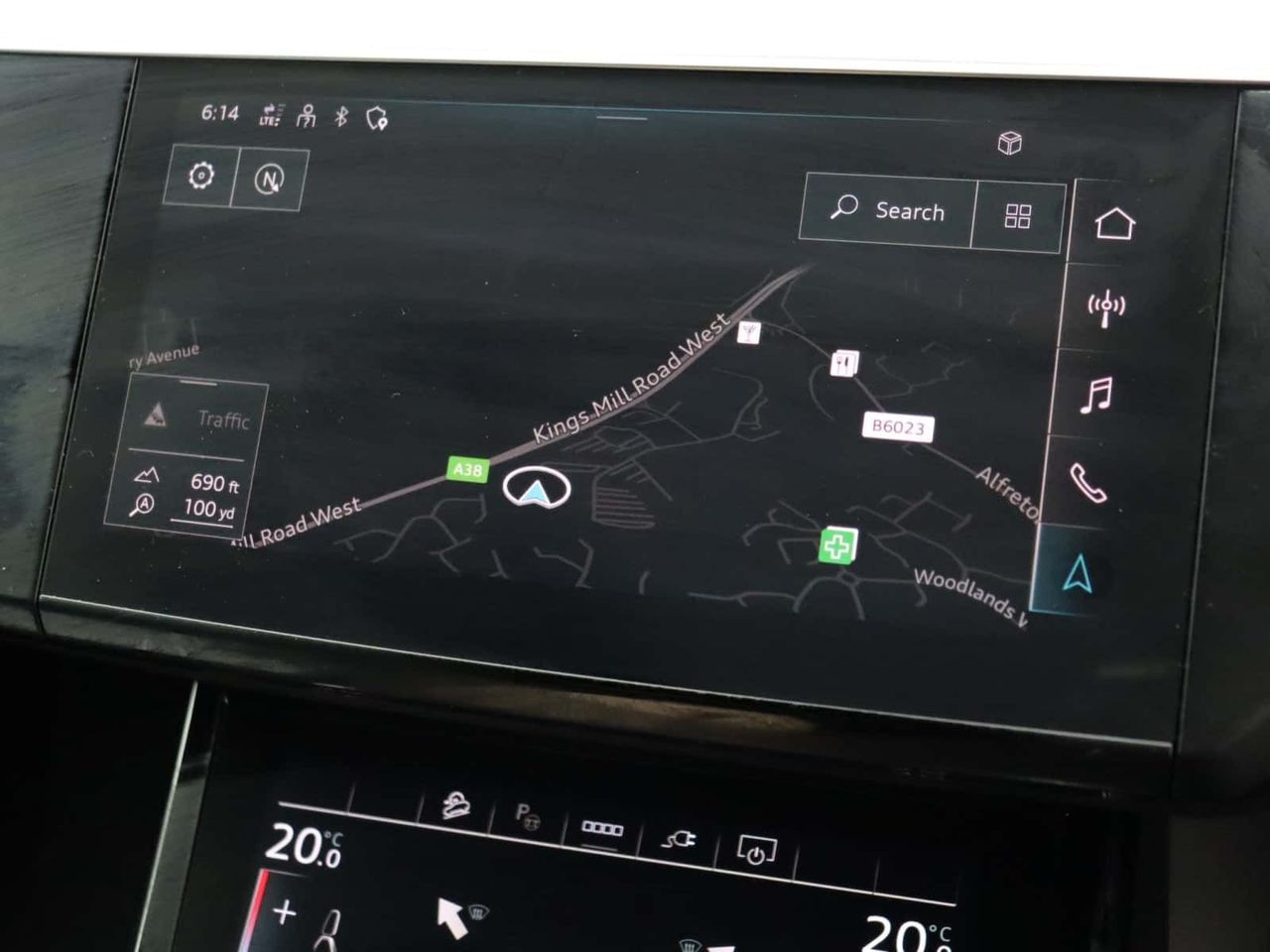 Audi e-tron 