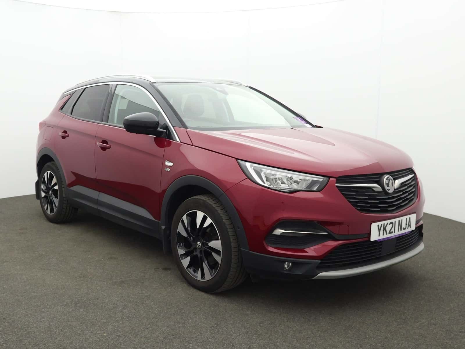 Vauxhall Grandland X listing photo