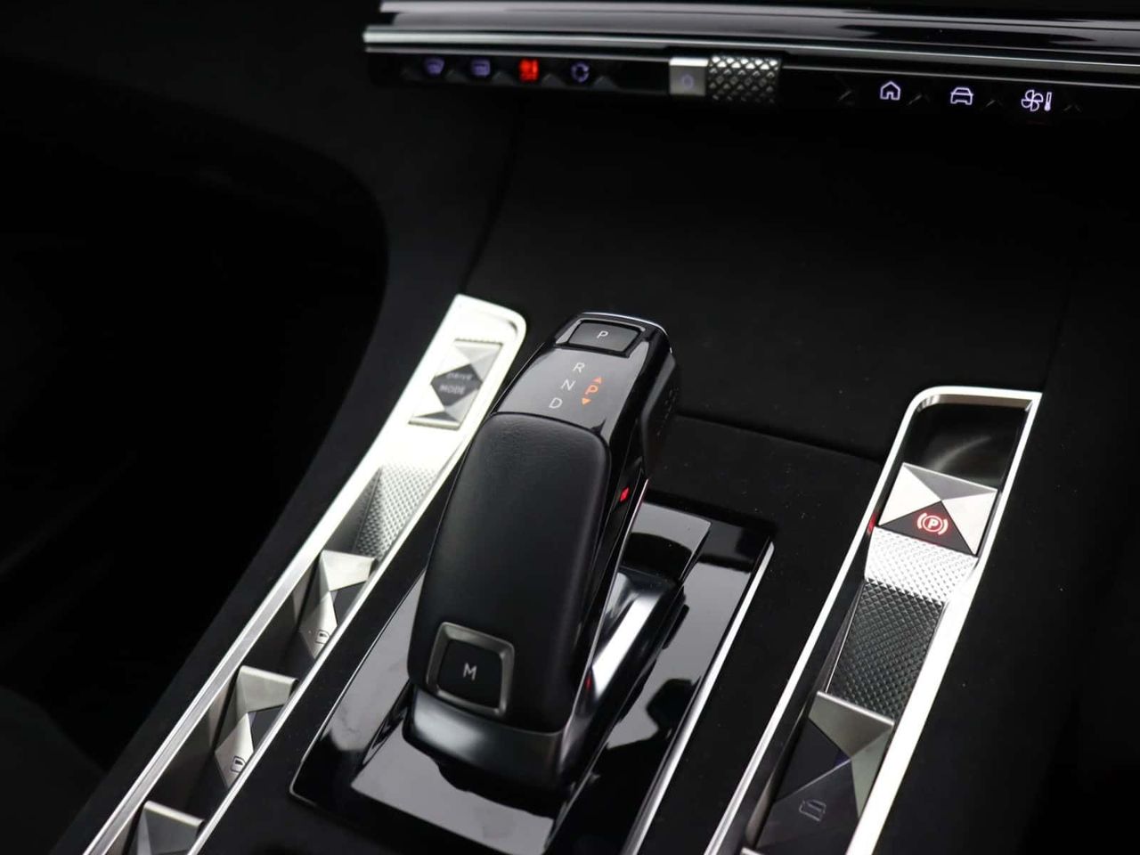 DS AUTOMOBILES DS 7