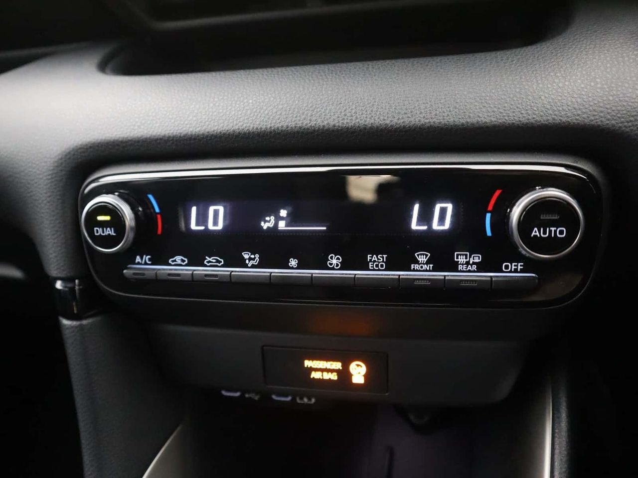 Mazda Mazda2 HYBRID 