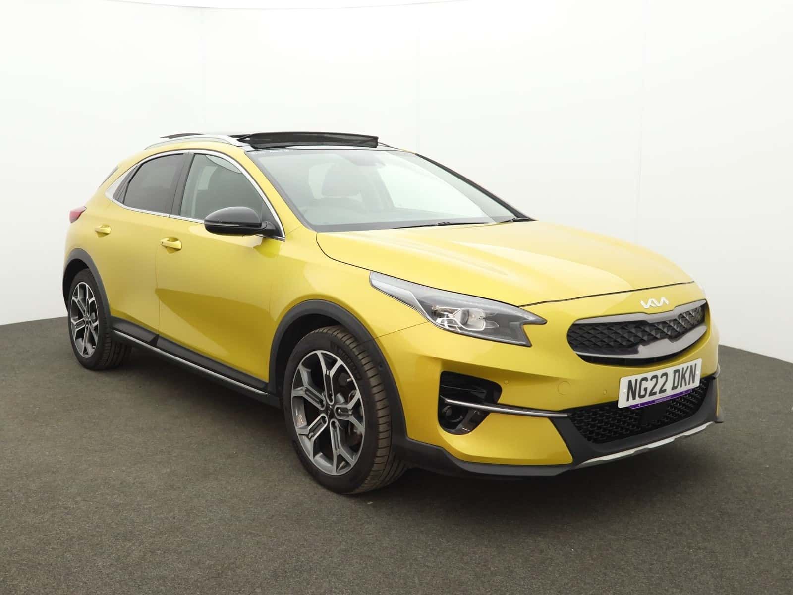 Kia Xceed listing photo