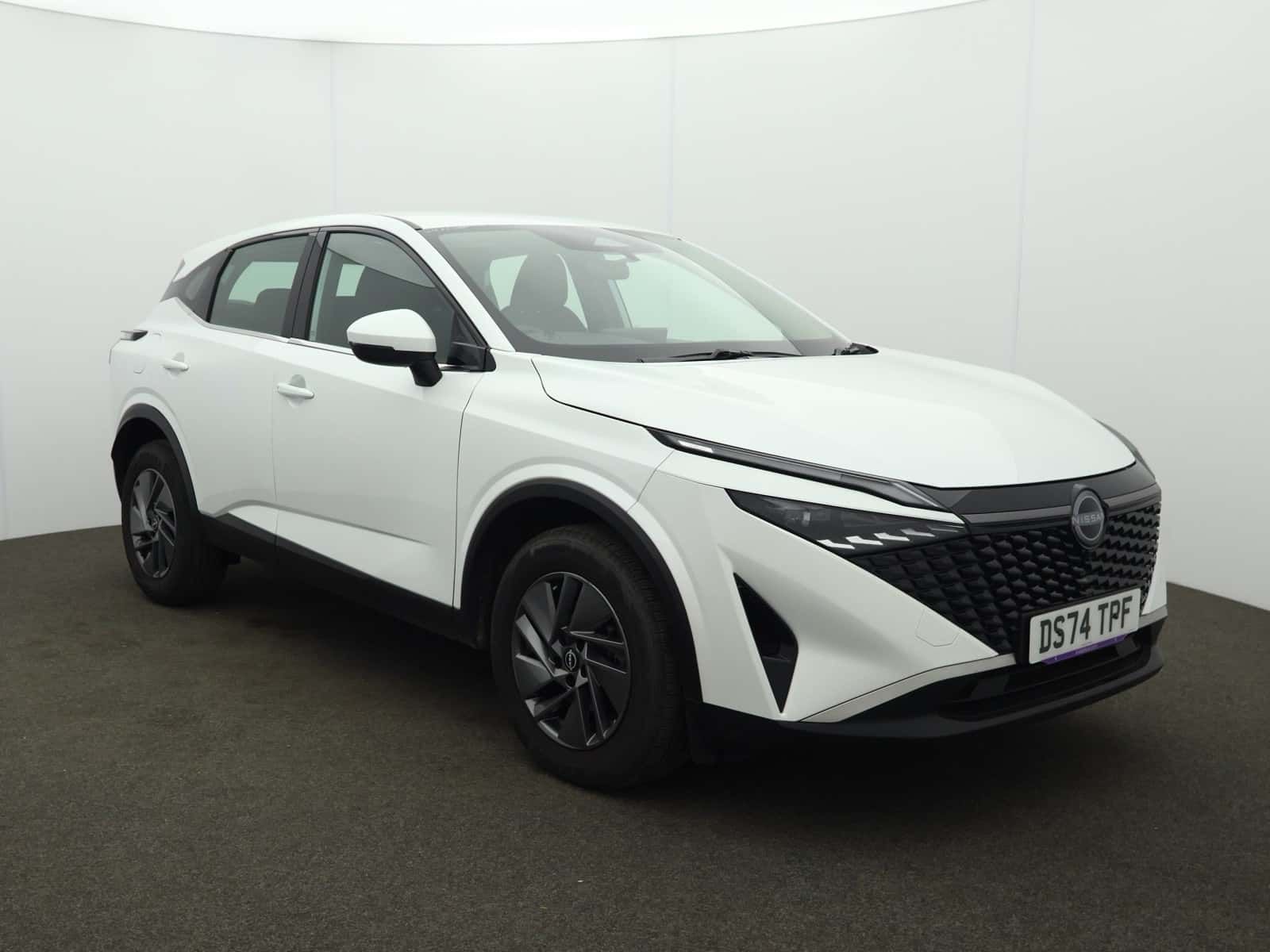 Nissan Qashqai dealer public-web source image