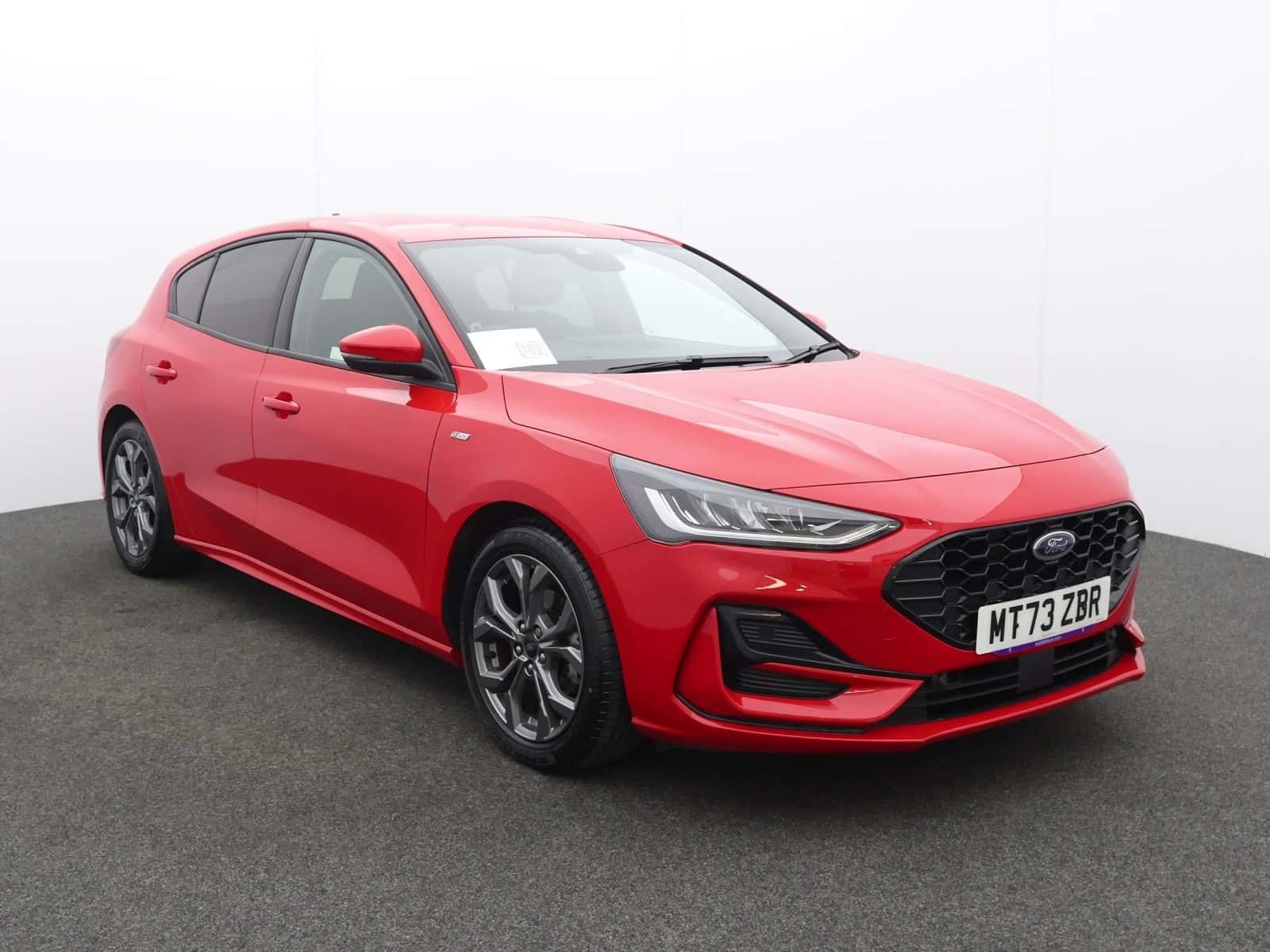 Ford Focus listing photo