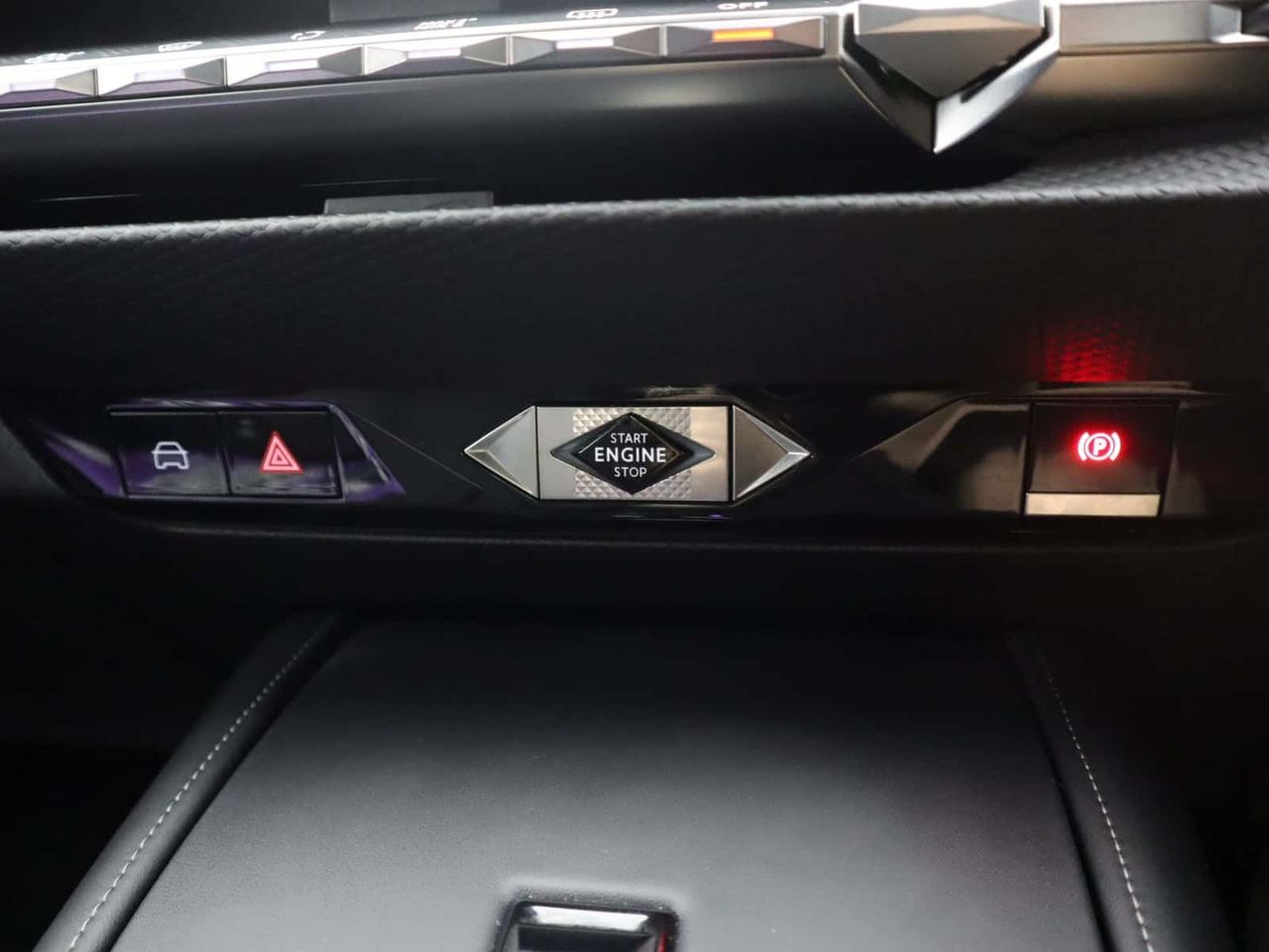 DS AUTOMOBILES DS 4 