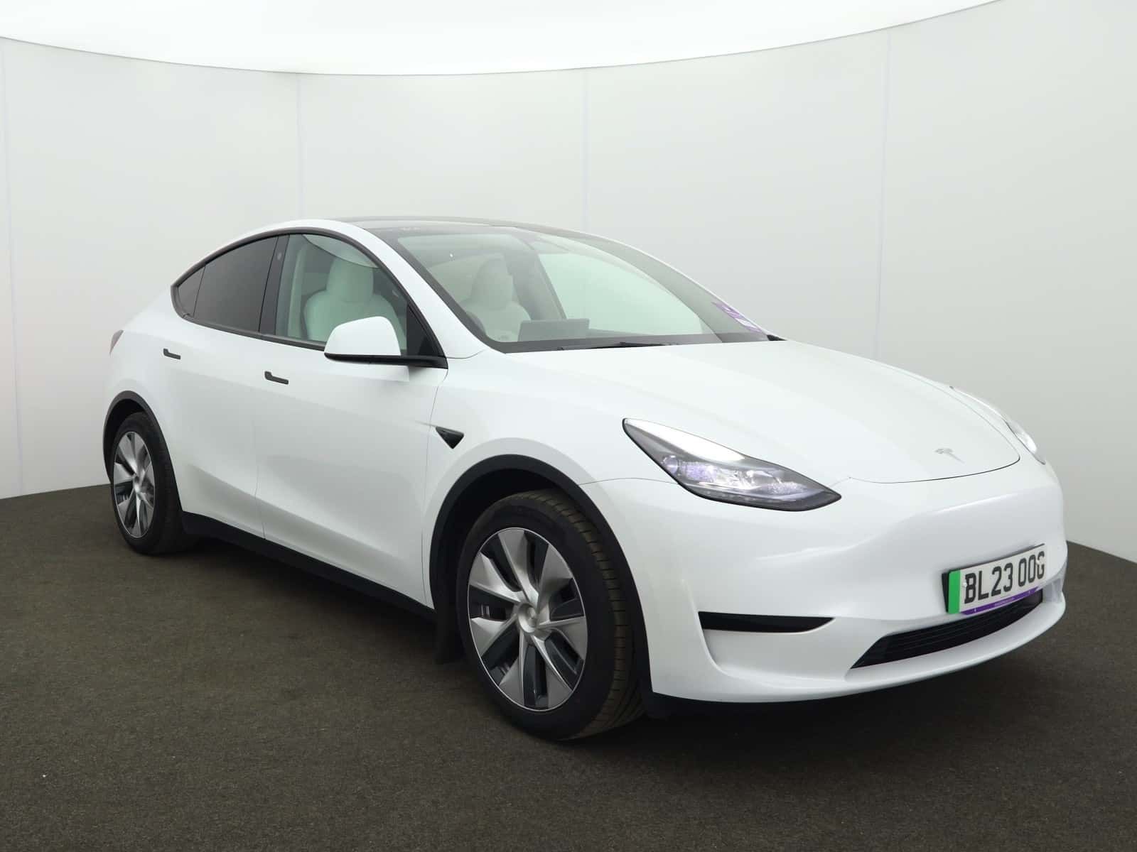 Tesla Model Y listing photo