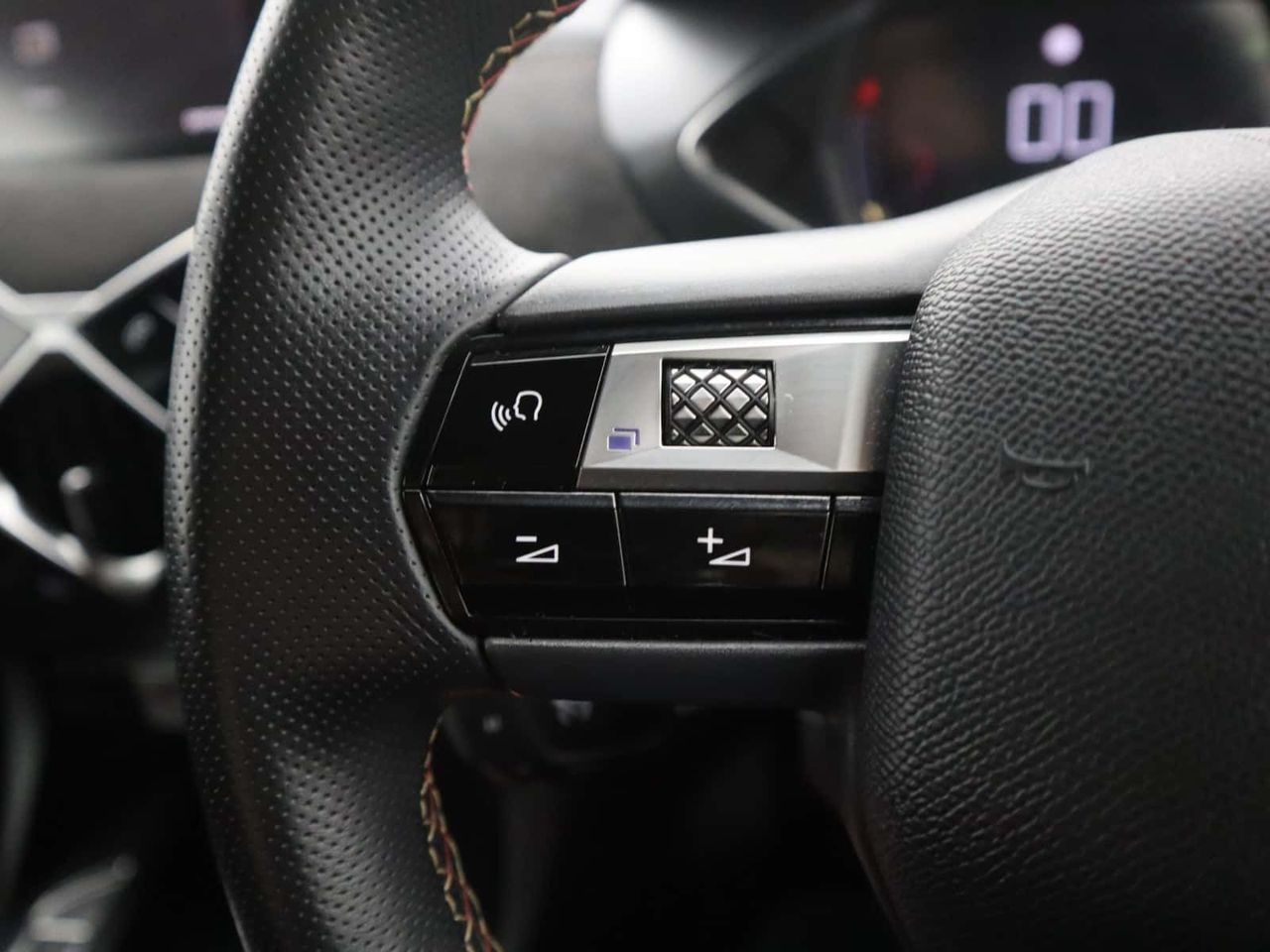 DS AUTOMOBILES DS 3 CROSSBACK 