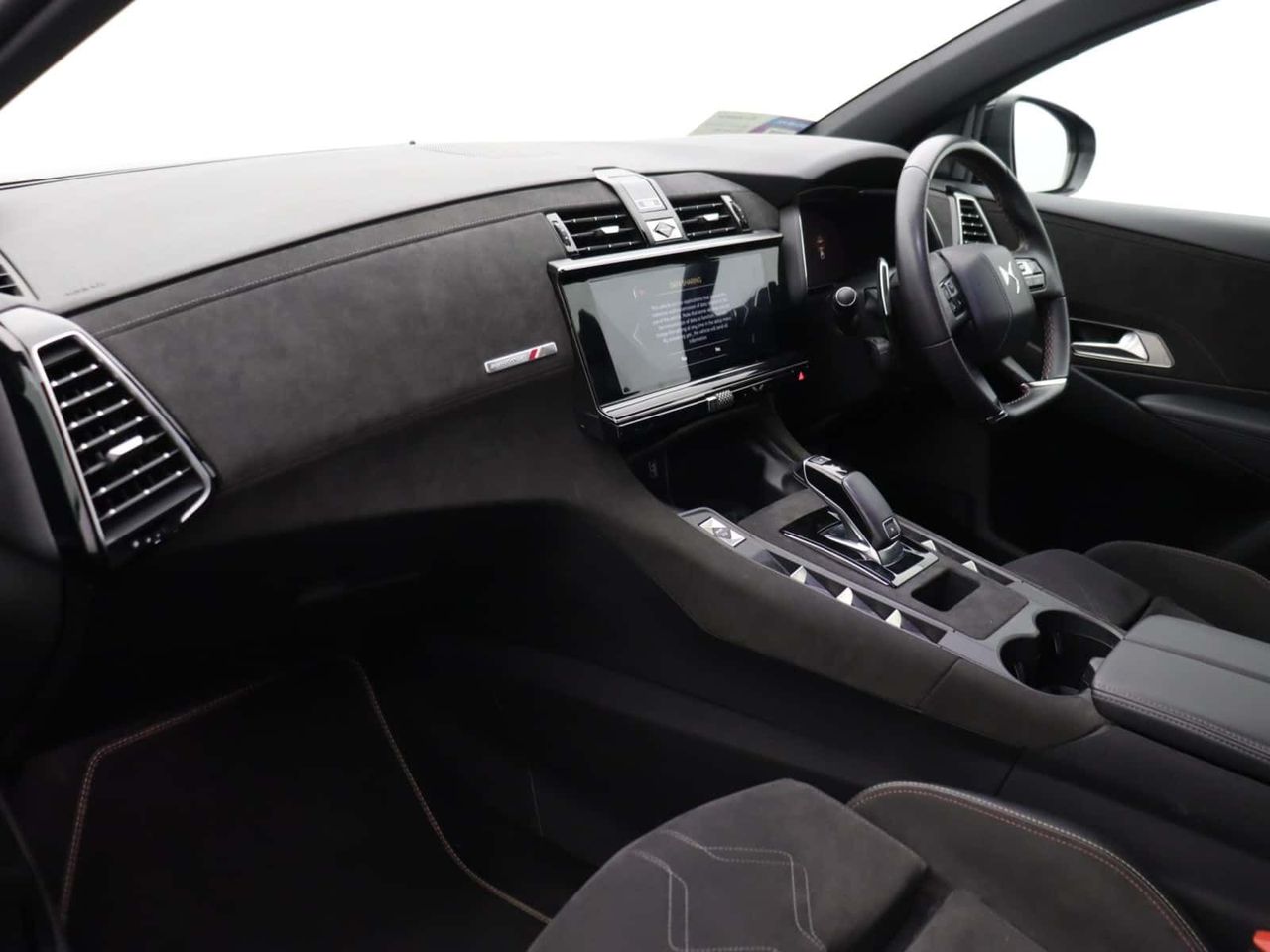 DS AUTOMOBILES DS 7 CROSSBACK 