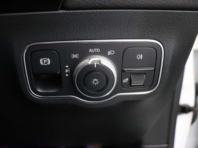 Mercedes-Benz B Class