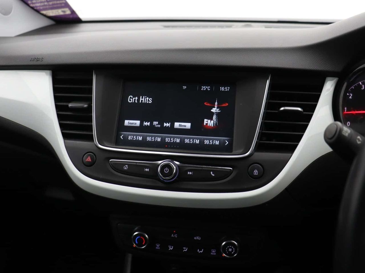 Vauxhall Crossland X