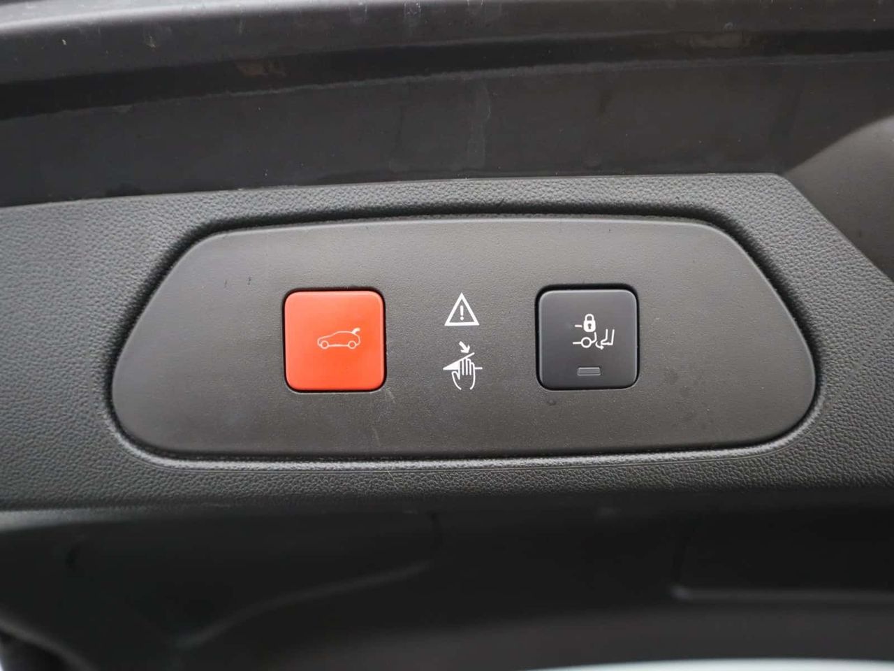 Vauxhall Grandland X 