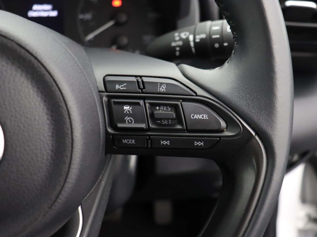 Mazda Mazda2 HYBRID 