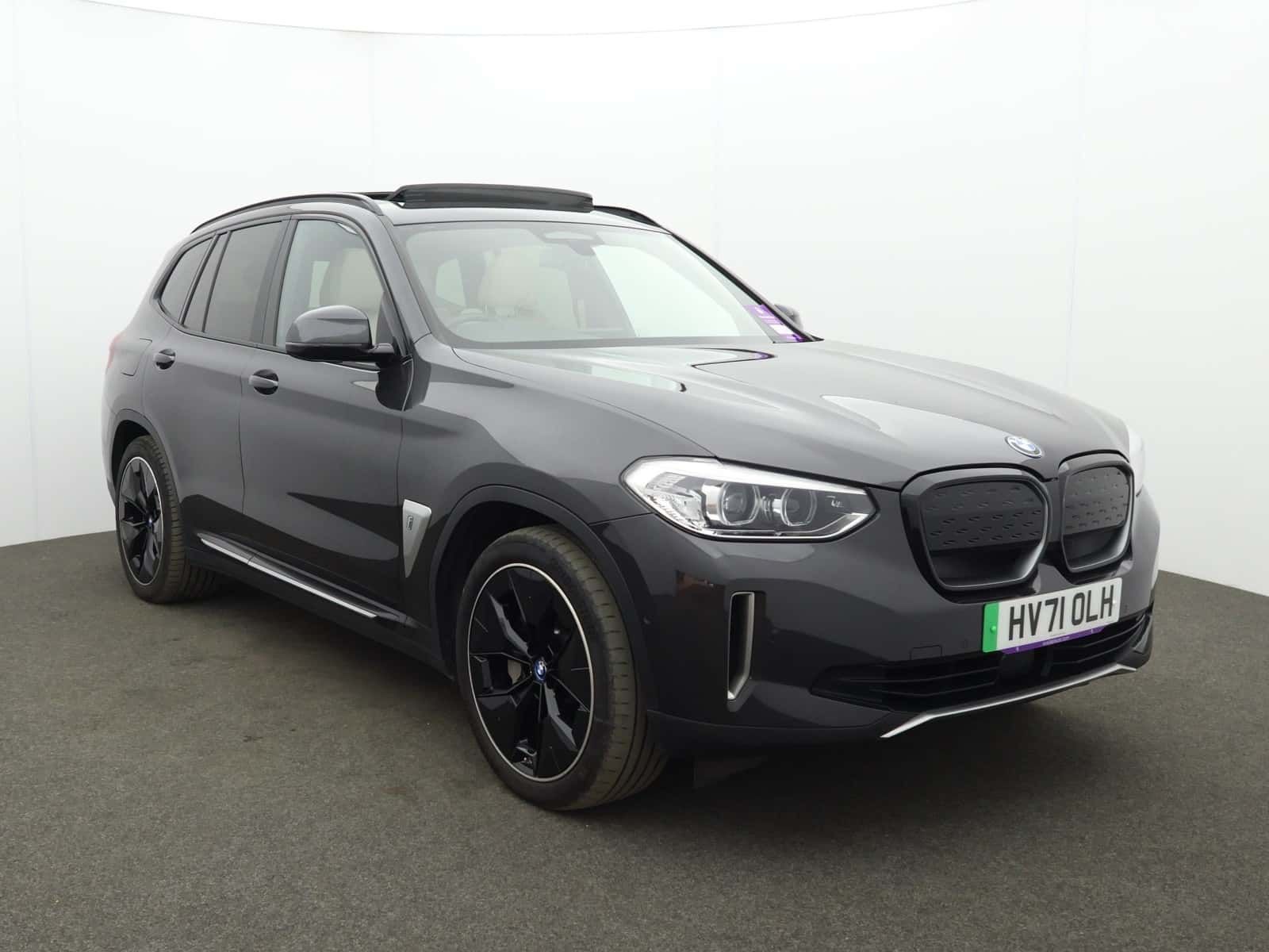 BMW iX3 listing photo
