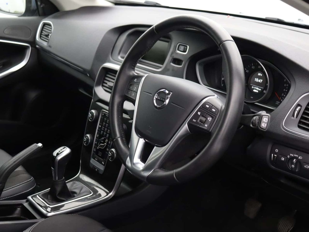 Volvo V40