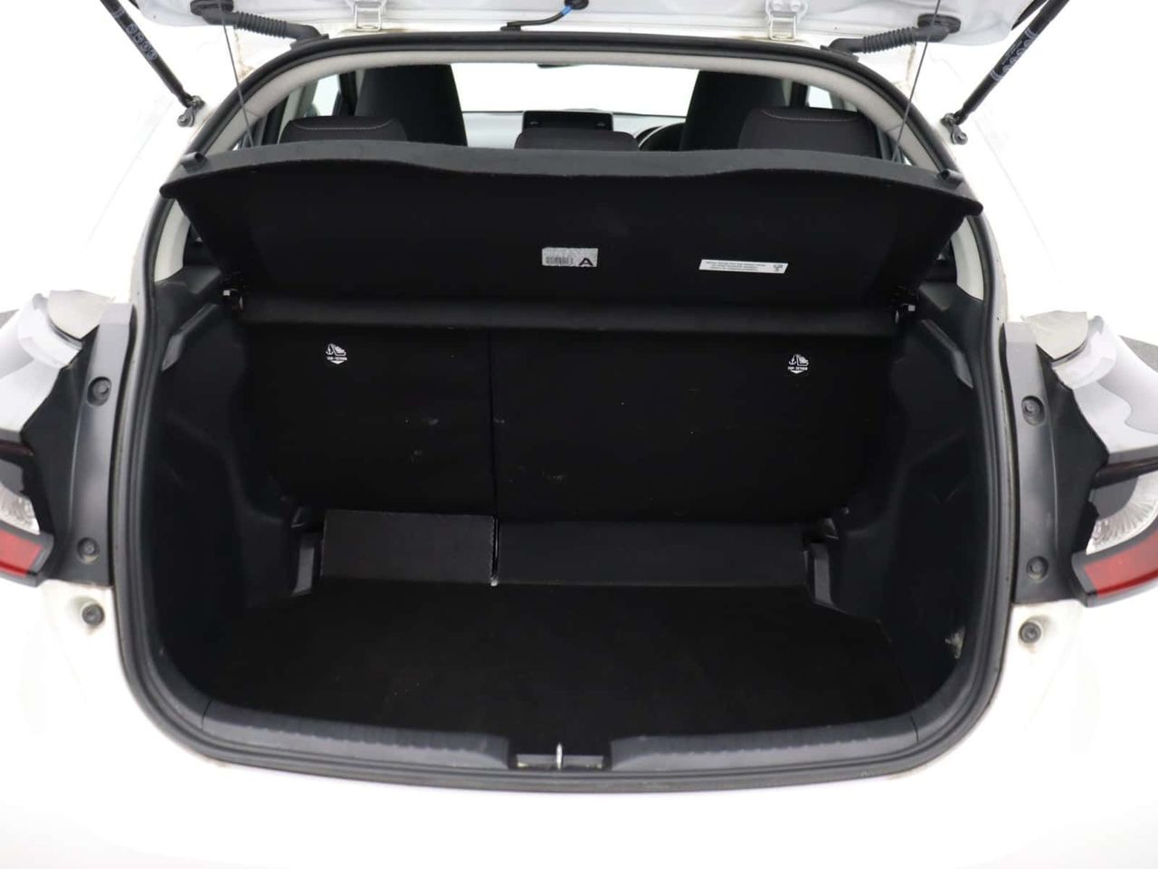 Mazda Mazda2 HYBRID 