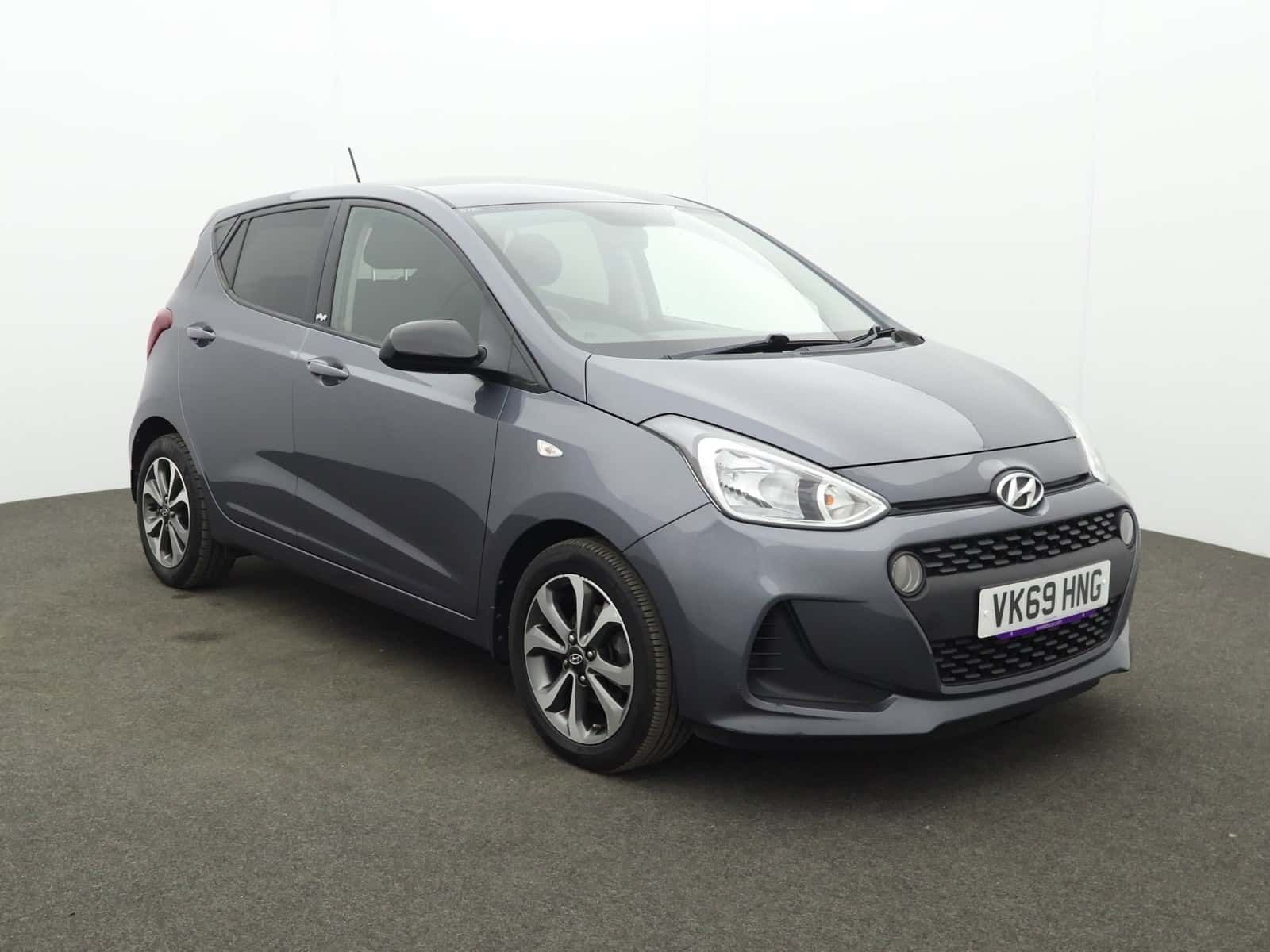 Hyundai i10 listing photo