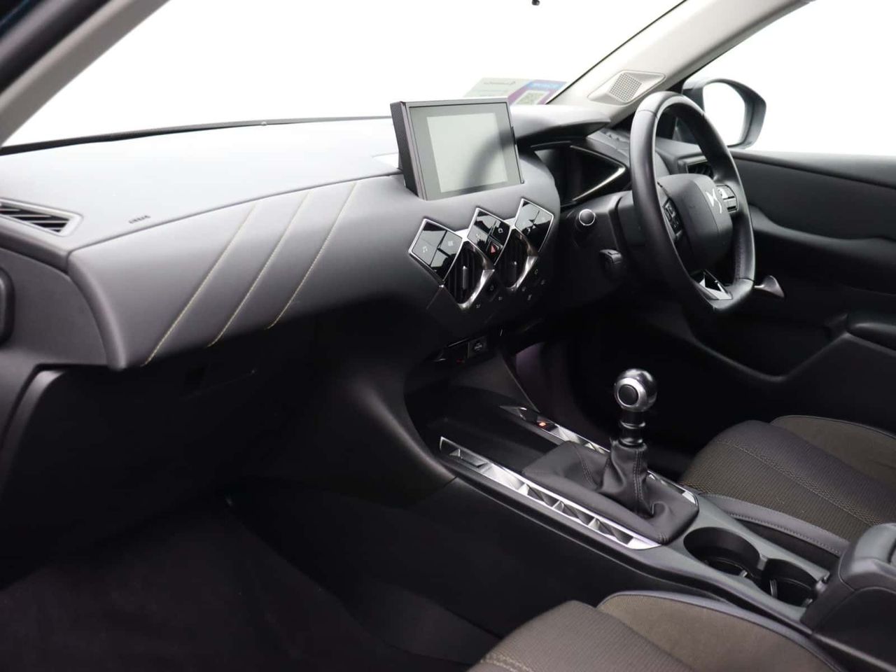 DS AUTOMOBILES DS 3 CROSSBACK 