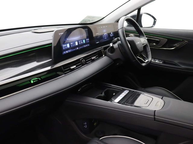 OMODA E5