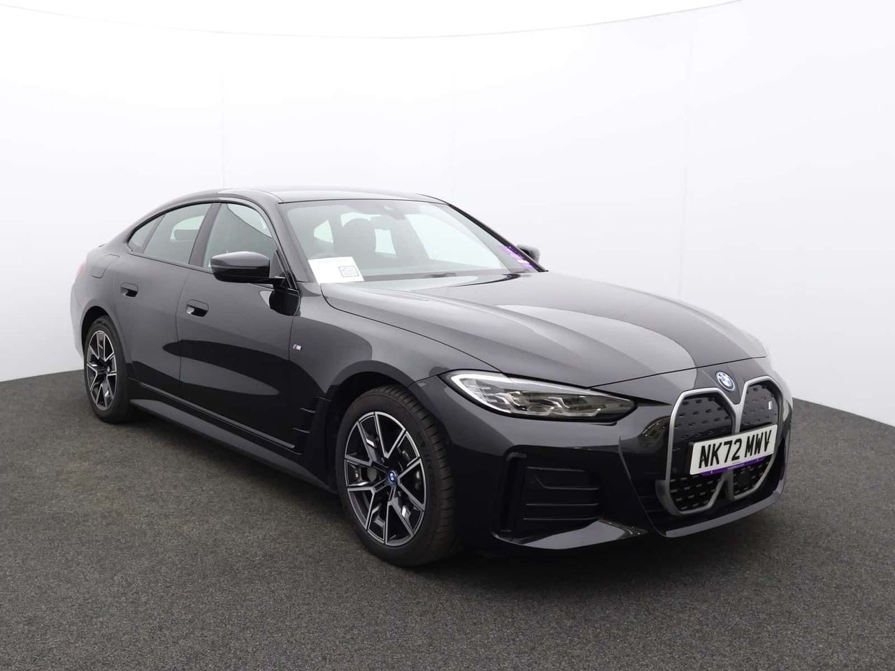 2022 BMW i4