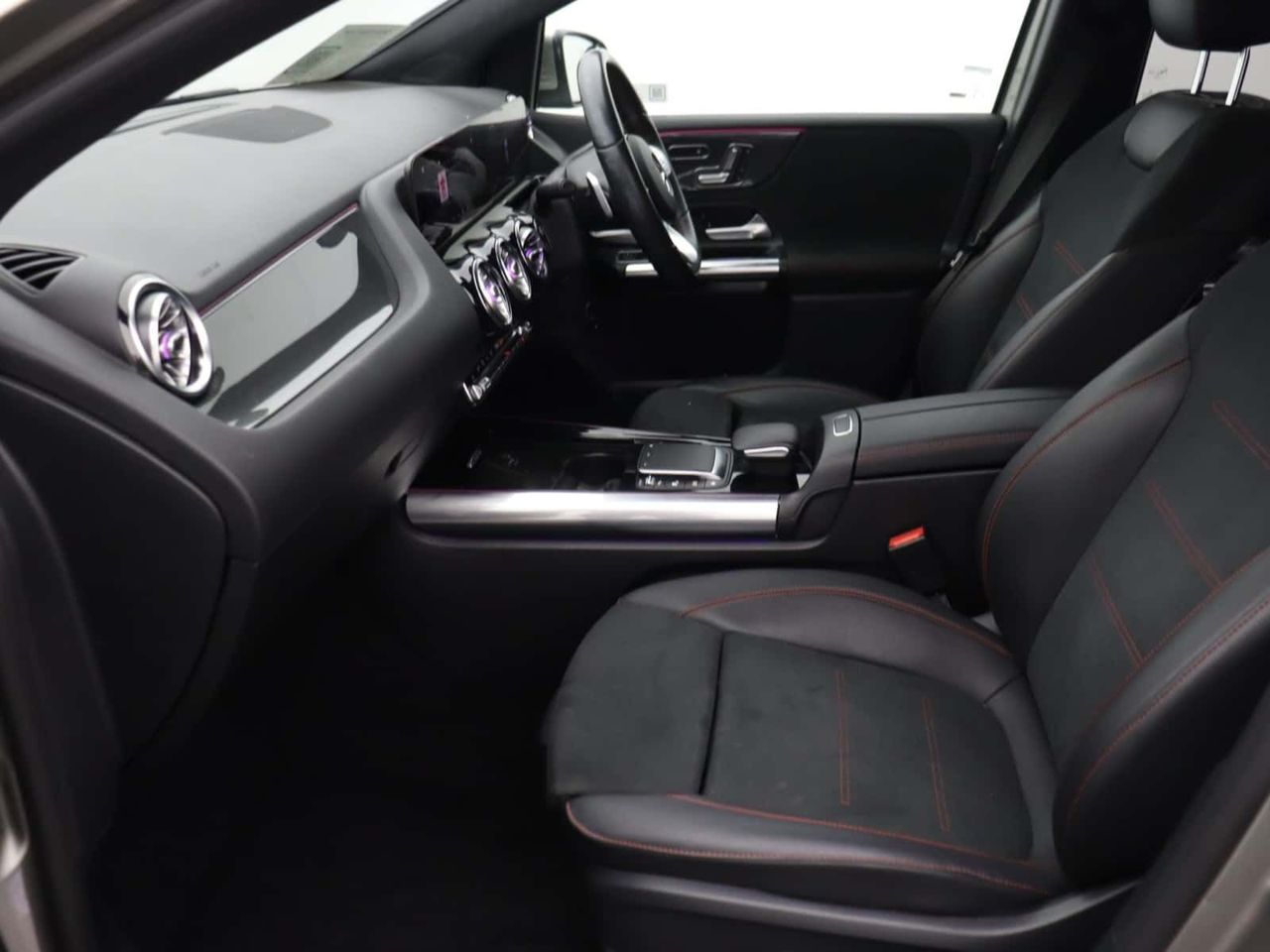Mercedes-Benz B Class