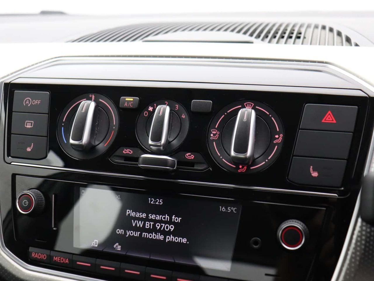 Volkswagen up! 