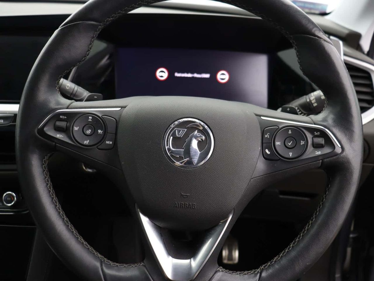 Vauxhall Grandland 