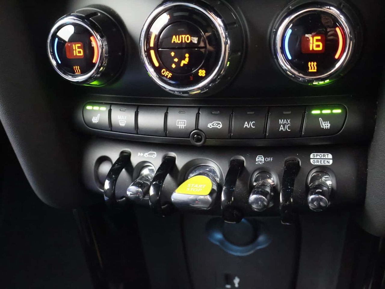 MINI Electric Hatch