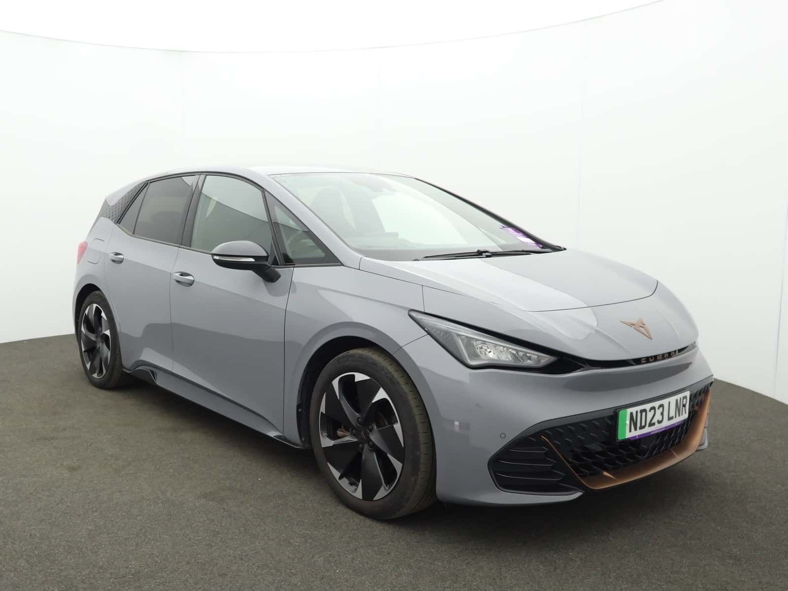 Cupra Born listing photo