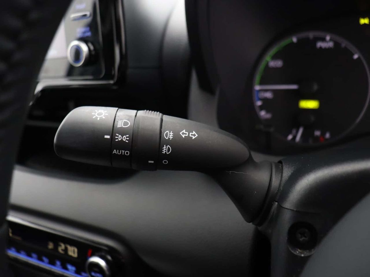 Mazda Mazda2 HYBRID 