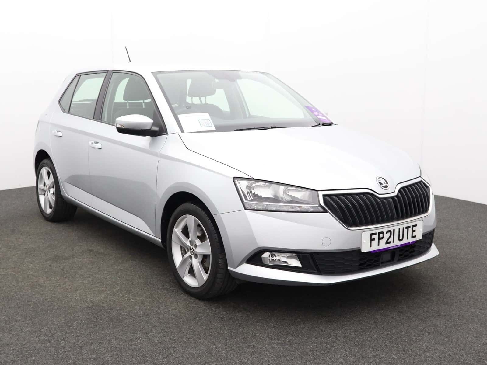 Skoda Fabia listing photo
