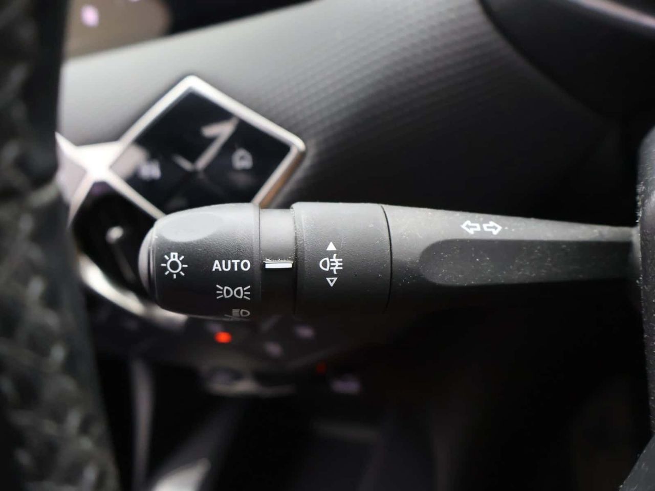 DS AUTOMOBILES DS 3