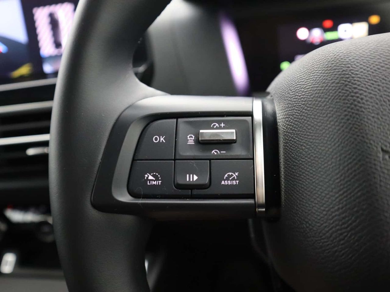 Citroen e-C4 X 