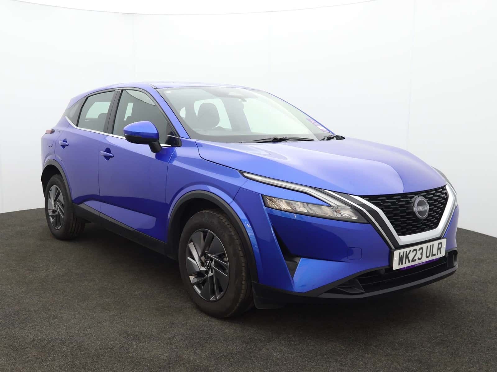 Nissan Qashqai listing photo