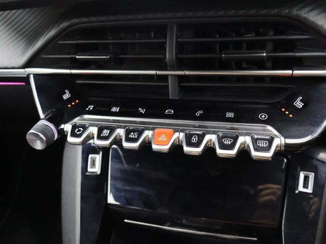 Peugeot E-2008