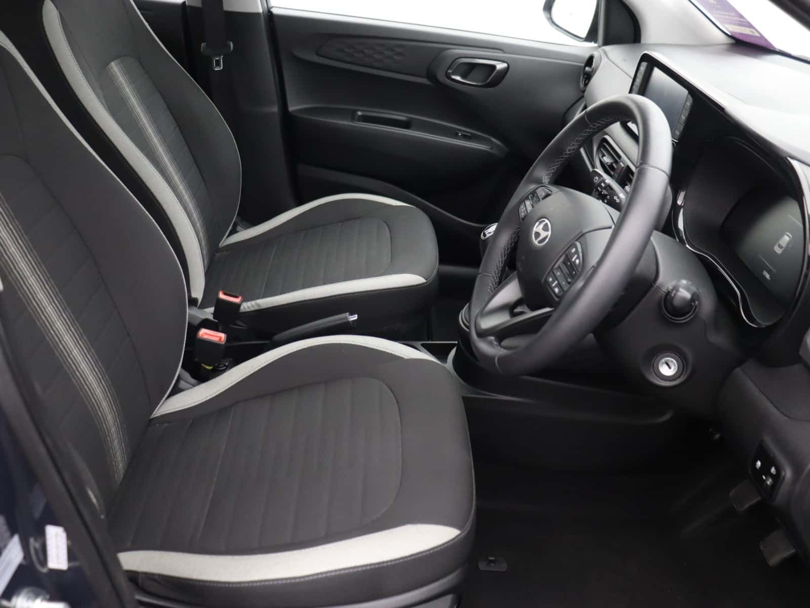 HYUNDAI I10 HYUNDAI I10 1.0 ADVANCE 5DR MANUAL PETROL 15,788 07 2023 ONLY 11,499...