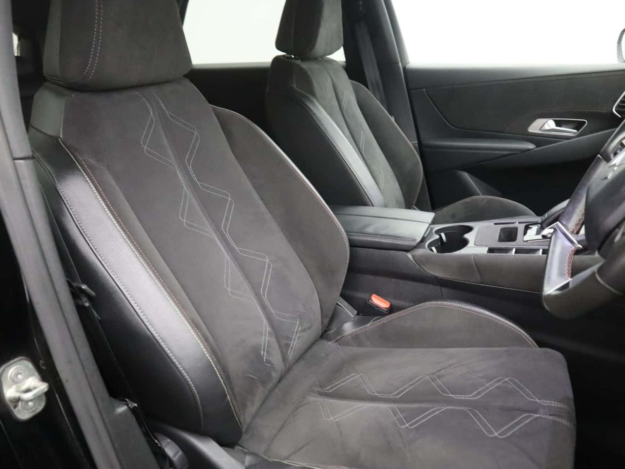 DS AUTOMOBILES DS 7 CROSSBACK 