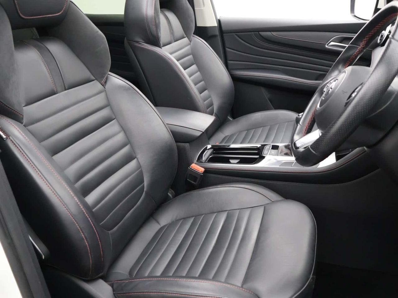 MG MG HS