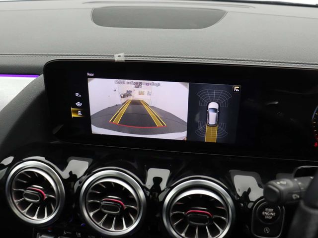 Mercedes-Benz B Class