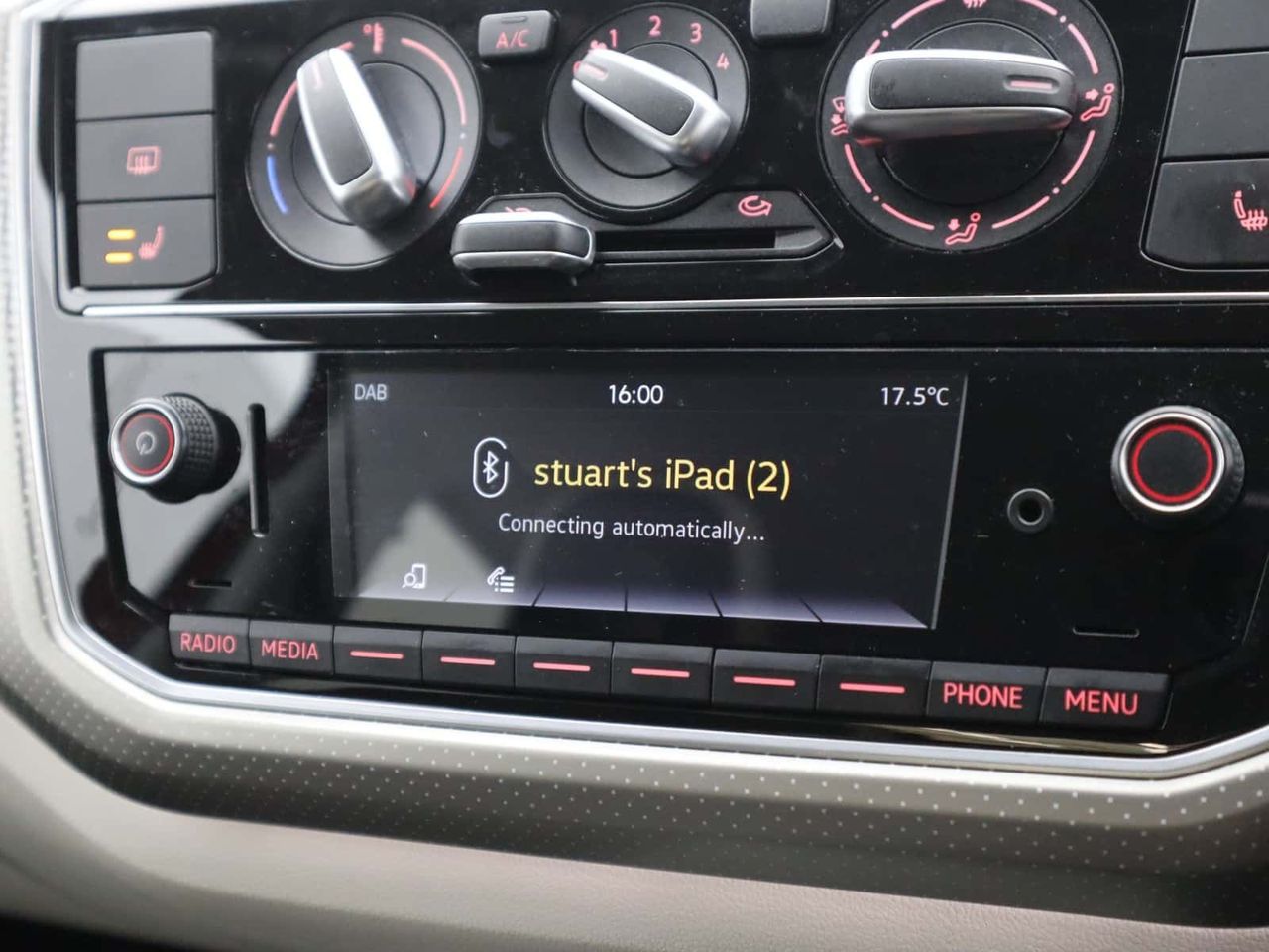 Volkswagen up! 