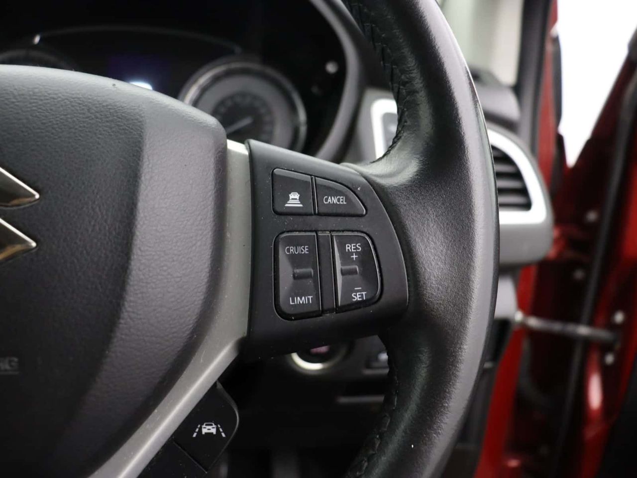 Suzuki S-Cross