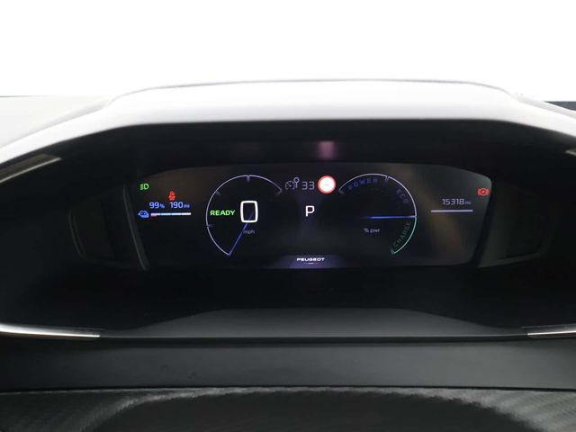 Peugeot E-2008